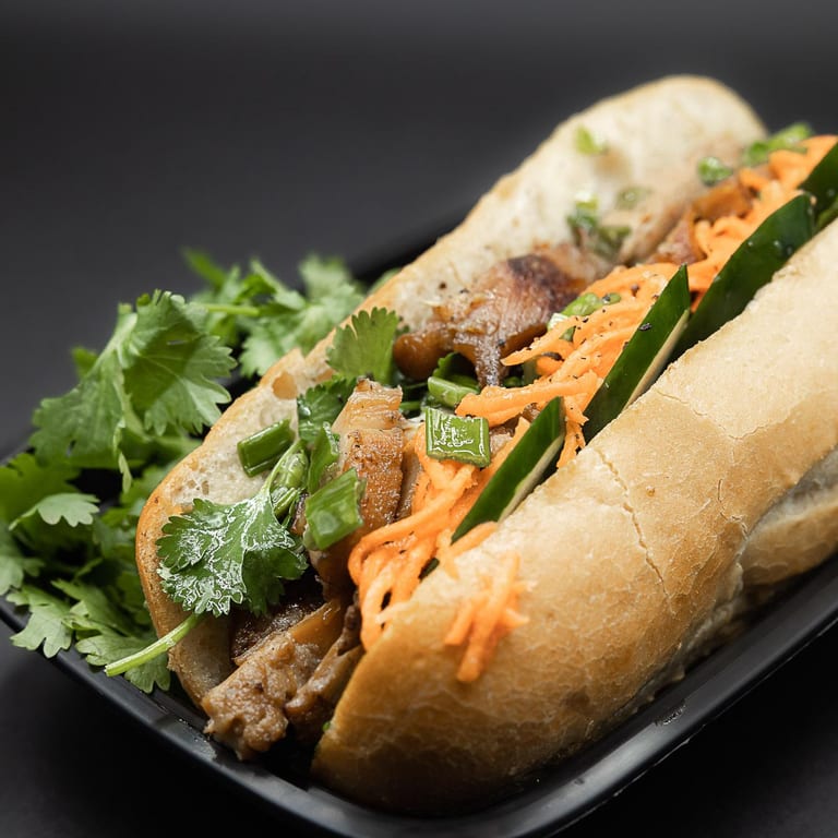Vietnamese Delivery: Pho, Asian-Fusion, Fast-Food